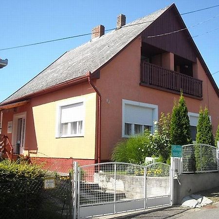 Apartment In Fonyod/Balaton 18580 Kamer foto